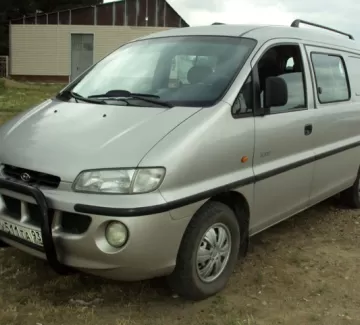 Купить Hyundai Starex 2500 см3 МКПП (80 л.с.) Дизель турбонаддув в Армавир: цвет серебро Минивэн 2000 года по цене 300000 рублей, объявление №4164 на сайте Авторынок23