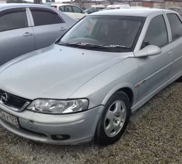 Купить Opel Vectra 2000 см3 АКПП (136 л.с.) Бензин инжектор в Новороссийск: цвет серебро Седан 2000 года по цене 160000 рублей, объявление №1342 на сайте Авторынок23