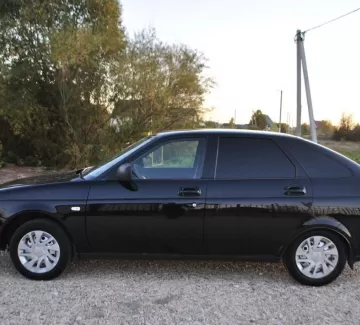 Купить ВАЗ (LADA) 217230 1600 см3 МКПП (98 л.с.) Бензин инжектор в Дагомыс: цвет Чёрный Хетчбэк 2014 года по цене 170000 рублей, объявление №20077 на сайте Авторынок23