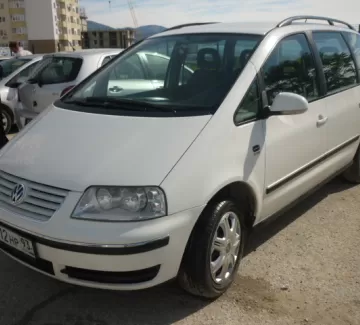 Купить Volkswagen Sharan 1900 см3 МКПП (105 л.с.) Дизель турбонаддув в Новоросийск: цвет белый Минивэн 2005 года по цене 495000 рублей, объявление №162 на сайте Авторынок23