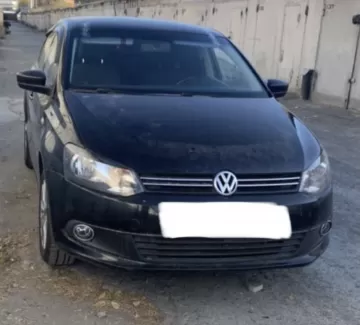 Купить Volkswagen Polo 1600 см3 МКПП (105 л.с.) Бензин инжектор в Роговская: цвет Черный Седан 2015 года по цене 165000 рублей, объявление №22719 на сайте Авторынок23