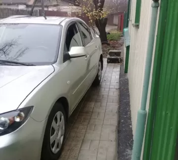 Купить Mazda 3 2000 см3 АКПП (150 л.с.) Бензин инжектор в Гайдук: цвет Серый Седан 2004 года по цене 225000 рублей, объявление №23735 на сайте Авторынок23