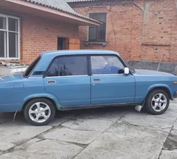 Купить ВАЗ (LADA) 21070 1500 см3 МКПП (72 л.с.) Бензин карбюратор в Абинск: цвет Синий Седан 2003 года по цене 240000 рублей, объявление №20478 на сайте Авторынок23 Купить ВАЗ (LADA) 21070 1500 см3 МКПП (72 л.с.) Бензин карбюратор в Абинск: цвет Синий Седан 2003 года по цене 240000 рублей, объявление №20478 на сайте Авторынок23