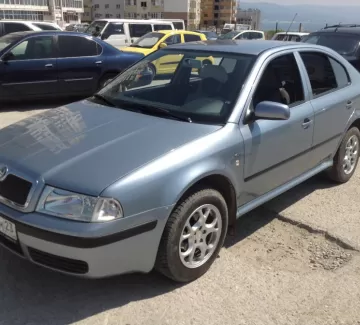 Купить Skoda Octavia 1600 см3 МКПП (102 л.с.) Бензин инжектор в Новороссийск: цвет серебристый Седан 2001 года по цене 280000 рублей, объявление №1848 на сайте Авторынок23