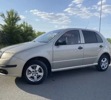 Купить Skoda Fabia 1400 см3 МКПП (101 л.с.) Бензин инжектор в Динская: цвет Золотой Хетчбэк 2005 года по цене 470000 рублей, объявление №21820 на сайте Авторынок23 Купить Skoda Fabia 1400 см3 МКПП (101 л.с.) Бензин инжектор в Динская: цвет Золотой Хетчбэк 2005 года по цене 470000 рублей, объявление №21820 на сайте Авторынок23