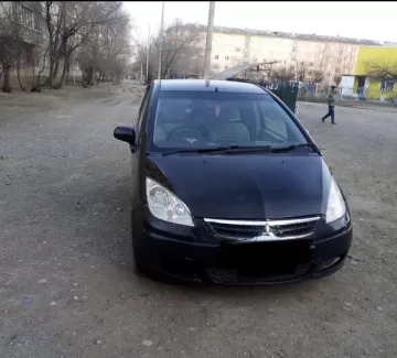 Купить Mitsubishi COLT 1343 см3 CVT (90 л.с.) Бензин карбюратор в Краснодарский: цвет Черный Хетчбэк 2003 года по цене 479000 рублей, объявление №24998 на сайте Авторынок23