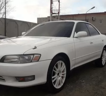 Купить Toyota Mark 2 2000 см3 АКПП (135 л.с.) Бензин инжектор в Крымск: цвет Белый Седан 1993 года по цене 450000 рублей, объявление №20261 на сайте Авторынок23