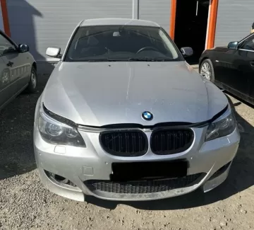 Купить BMW 525 '2003 АКПП (2500/192 л.с.) Бензин инжектор Казанская цвет Серебро Седан по цене 530000 рублей, объявление №27365 на сайте Авторынок23