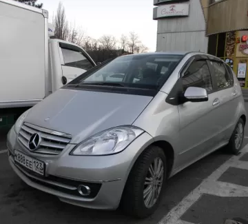 Купить Mercedes-Benz A150 2008 АКПП (96 л.с.) Бензиновый КРАСНОДАР цвет серебро Хетчбэк 2008 года по цене 600000 рублей, объявление №518 на сайте Авторынок23