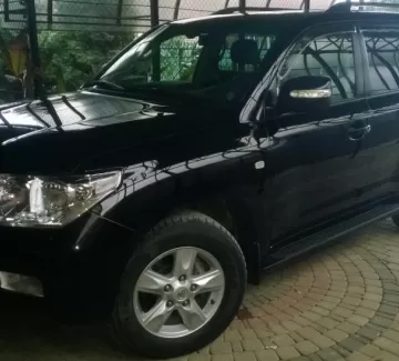 Купить Toyota Land Cruiser 200 4500 см3 АКПП (288 л.с.) Дизельный в Краснодар: цвет черный Внедорожник 2010 года по цене 2400000 рублей, объявление №362 на сайте Авторынок23 Купить Toyota Land Cruiser 200 4500 см3 АКПП (288 л.с.) Дизельный в Краснодар: цвет черный Внедорожник 2010 года по цене 2400000 рублей, объявление №362 на сайте Авторынок23