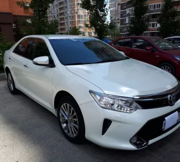 Купить Toyota Camry 2494 см3 АКПП (180 л.с.) Бензин инжектор в Краснодар : цвет Белый Седан 2016 года по цене 1450000 рублей, объявление №15423 на сайте Авторынок23