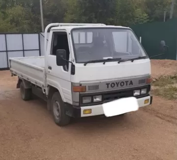 Купить Toyota Toyo Ace 4600 см3 МКПП (130 л.с.) Дизельный в Новокубанск : цвет Белый Бортовой 2001 года по цене 205000 рублей, объявление №22697 на сайте Авторынок23