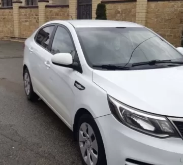 Купить KIA Rio 1400 см3 АКПП (107 л.с.) Бензин инжектор в Темрюк : цвет Белый Седан 2015 года по цене 410000 рублей, объявление №23186 на сайте Авторынок23 Купить KIA Rio 1400 см3 АКПП (107 л.с.) Бензин инжектор в Темрюк : цвет Белый Седан 2015 года по цене 410000 рублей, объявление №23186 на сайте Авторынок23