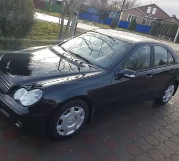 Купить Mercedes-Benz C180 1800 см3 АКПП (143 л.с.) Бензин инжектор в Варениковская: цвет Черный Седан 2006 года по цене 380000 рублей, объявление №23726 на сайте Авторынок23 Купить Mercedes-Benz C180 1800 см3 АКПП (143 л.с.) Бензин инжектор в Варениковская: цвет Черный Седан 2006 года по цене 380000 рублей, объявление №23726 на сайте Авторынок23