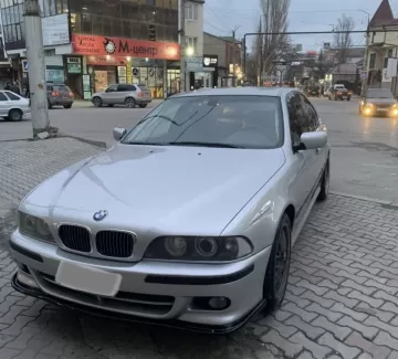 Купить BMW 540 4400 см3 АКПП (286 л.с.) Бензин инжектор в Петровская: цвет Серебристый Седан 2000 года по цене 355000 рублей, объявление №25105 на сайте Авторынок23