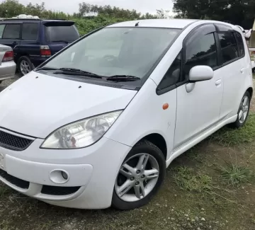 Купить Mitsubishi Colt 1300 см3 CVT (98 л.с.) Бензин инжектор в Армавир: цвет Белый Хетчбэк 2003 года по цене 380000 рублей, объявление №25224 на сайте Авторынок23