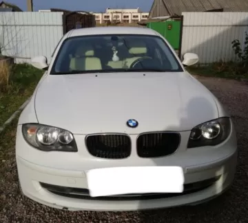 Купить BMW 116i 1600 см3 АКПП (160 л.с.) Бензин инжектор в Кабардинка: цвет Белый Хетчбэк 2011 года по цене 715000 рублей, объявление №22870 на сайте Авторынок23