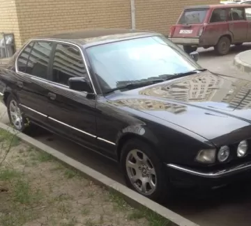 Купить BMW 730 E32 3000 см3 МКПП (138 л.с.) Бензин инжектор в Краснодар: цвет Черный Седан 1990 года по цене 210000 рублей, объявление №13200 на сайте Авторынок23