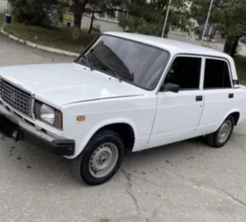 Купить ВАЗ (LADA) 21074 1500 см3 МКПП (74 л.с.) Бензин инжектор в Старомышастовская: цвет Белый Седан 2002 года по цене 143000 рублей, объявление №22130 на сайте Авторынок23