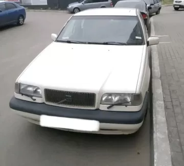 Купить Volvo 850 2500 см3 АКПП (137 л.с.) Бензин карбюратор в Ольгинка : цвет Белый Седан 1995 года по цене 260000 рублей, объявление №20922 на сайте Авторынок23