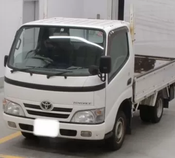 Купить Toyota Toyo Ace 4600 см3 МКПП (130 л.с.) Дизельный в Усть-Лабинск: цвет Белый Бортовой 2001 года по цене 185000 рублей, объявление №21206 на сайте Авторынок23