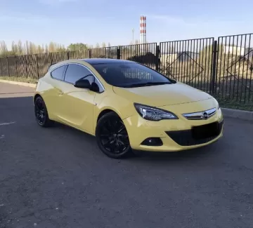 Купить Opel Astra GTC 2000 см3 АКПП (131 л.с.) Дизельный в Геленджик: цвет Желтый Купе 2012 года по цене 750000 рублей, объявление №19231 на сайте Авторынок23