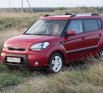 Купить KIA Soul 1591 см3 АКПП (126 л.с.) Бензин инжектор в Армавир: цвет красный Кроссовер 2011 года по цене 615000 рублей, объявление №10005 на сайте Авторынок23 Купить KIA Soul 1591 см3 АКПП (126 л.с.) Бензин инжектор в Армавир: цвет красный Кроссовер 2011 года по цене 615000 рублей, объявление №10005 на сайте Авторынок23