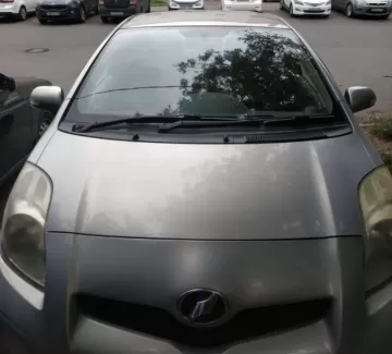 Купить Toyota Vitz 1000 см3 АКПП (71 л.с.) Бензин инжектор в Динская: цвет Серебрянный Хетчбэк 2005 года по цене 255000 рублей, объявление №22430 на сайте Авторынок23 Купить Toyota Vitz 1000 см3 АКПП (71 л.с.) Бензин инжектор в Динская: цвет Серебрянный Хетчбэк 2005 года по цене 255000 рублей, объявление №22430 на сайте Авторынок23