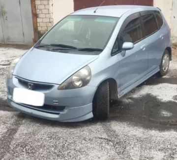 Купить Honda Fit 1300 см3 АКПП (86 л.с.) Бензин инжектор в Кирпильская : цвет Синий Хетчбэк 2001 года по цене 395000 рублей, объявление №24434 на сайте Авторынок23