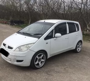 Купить Mitsubishi Colt 1300 см3 АКПП (90 л.с.) Бензин инжектор в Абинск: цвет Белый Хетчбэк 2002 года по цене 535000 рублей, объявление №21379 на сайте Авторынок23