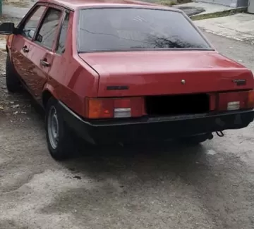 Купить ВАЗ (LADA) 21099 1500 см3 МКПП (70 л.с.) Бензин карбюратор в Ейск : цвет Красный Седан 1991 года по цене 180000 рублей, объявление №21210 на сайте Авторынок23 Купить ВАЗ (LADA) 21099 1500 см3 МКПП (70 л.с.) Бензин карбюратор в Ейск : цвет Красный Седан 1991 года по цене 180000 рублей, объявление №21210 на сайте Авторынок23
