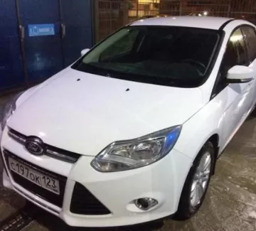 Купить Ford Focus 3 1600 см3 МКПП (105 л.с.) Бензин инжектор в Краснодар: цвет белый Хетчбэк 2013 года по цене 515000 рублей, объявление №14209 на сайте Авторынок23