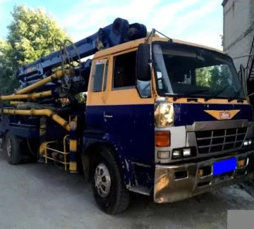 Купить Hino FH 13267 см3 МКПП (270 л.с.) Дизельный в г.Краснодар: цвет Синий Грузовые шасси 1992 года по цене 2340000 рублей, объявление №4872 на сайте Авторынок23