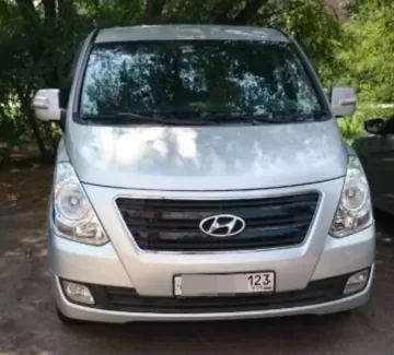 Купить Hyundai Grand Starex 2500 см3 АКПП (175 л.с.) Дизель турбонаддув в Краснодар: цвет серебро Минивэн 2009 года по цене 700000 рублей, объявление №18037 на сайте Авторынок23