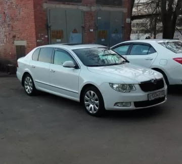 Купить Skoda Superb (Лифтбек) 2000 см3 АКПП (200 л.с.) Бензиновый в Краснодар: цвет белый Хетчбэк 2011 года по цене 920000 рублей, объявление №3021 на сайте Авторынок23