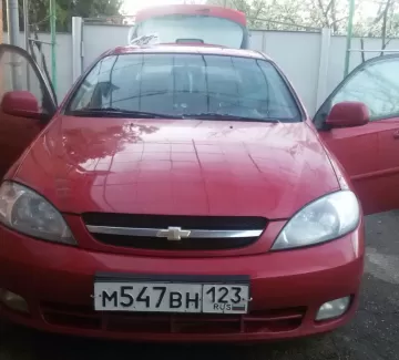 Купить Chevrolet Lacetti 1400 см3 МКПП (100 л.с.) Бензин инжектор в Краснодар: цвет красный Хетчбэк 2011 года по цене 330000 рублей, объявление №13209 на сайте Авторынок23