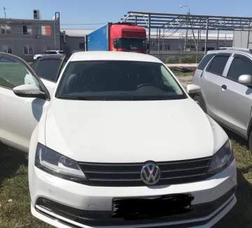 Купить Volkswagen JETTA 1598 см3 АКПП (110 л.с.) Бензин инжектор в Краснодар: цвет белый Седан 2017 года по цене 990000 рублей, объявление №15499 на сайте Авторынок23 Купить Volkswagen JETTA 1598 см3 АКПП (110 л.с.) Бензин инжектор в Краснодар: цвет белый Седан 2017 года по цене 990000 рублей, объявление №15499 на сайте Авторынок23