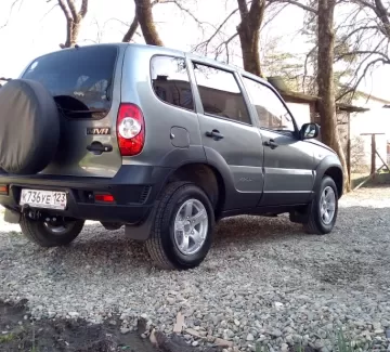 Купить Chevrolet Niva 1800 см3 МКПП (80 л.с.) Бензин инжектор в Абинск: цвет Серый Внедорожник 2018 года по цене 455000 рублей, объявление №16798 на сайте Авторынок23 Купить Chevrolet Niva 1800 см3 МКПП (80 л.с.) Бензин инжектор в Абинск: цвет Серый Внедорожник 2018 года по цене 455000 рублей, объявление №16798 на сайте Авторынок23