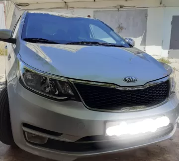 Купить KIA RIO 1396 см3 АКПП (107 л.с.) Бензин инжектор в Новороссийск: цвет Серебристый Седан 2015 года по цене 700000 рублей, объявление №19656 на сайте Авторынок23