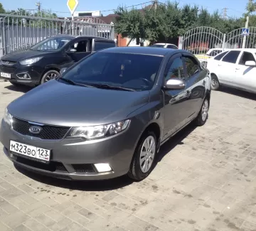 Купить KIA Cerato 1600 см3 МКПП (126 л.с.) Бензиновый в Краснодар: цвет Золотистый Седан 2009 года по цене 440000 рублей, объявление №8297 на сайте Авторынок23