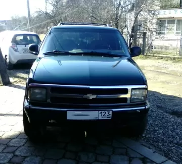Купить Chevrolet Blazer 4300 см3 АКПП (195 л.с.) Бензин инжектор в Краснодар: цвет темно-зеленый Внедорожник 1996 года по цене 340000 рублей, объявление №13835 на сайте Авторынок23 Купить Chevrolet Blazer 4300 см3 АКПП (195 л.с.) Бензин инжектор в Краснодар: цвет темно-зеленый Внедорожник 1996 года по цене 340000 рублей, объявление №13835 на сайте Авторынок23