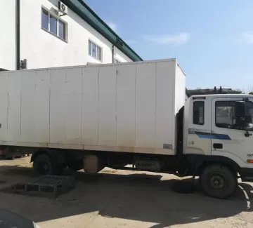 Купить Hyundai HD 120 6600 см3 МКПП (225 л.с.) Дизель турбонаддув в краснодар: цвет белый Фургон 2008 года по цене 1500000 рублей, объявление №15130 на сайте Авторынок23