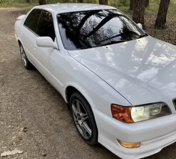 Купить Toyota Chaser 2000 см3 АКПП (131 л.с.) Бензин инжектор в Темрюк: цвет Белый Седан 1998 года по цене 355900 рублей, объявление №26812 на сайте Авторынок23