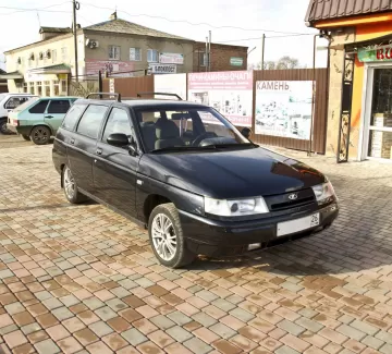 Купить ВАЗ (LADA) 21114 1600 см3 МКПП (94 л.с.) Бензин инжектор в Краснодар: цвет черный металлик Универсал 2006 года по цене 170000 рублей, объявление №3230 на сайте Авторынок23