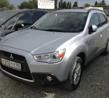 Купить Mitsubishi ASX 1800 см3 АКПП (140 л.с.) Бензин инжектор в Новороссийск: цвет серебристый Внедорожник 2010 года по цене 700000 рублей, объявление №1631 на сайте Авторынок23