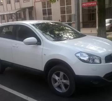 Купить Nissan QASHCAI 1600 см3 МКПП (114 л.с.) Бензин инжектор в Динская: цвет белый Кроссовер 2012 года по цене 680000 рублей, объявление №13838 на сайте Авторынок23 Купить Nissan QASHCAI 1600 см3 МКПП (114 л.с.) Бензин инжектор в Динская: цвет белый Кроссовер 2012 года по цене 680000 рублей, объявление №13838 на сайте Авторынок23