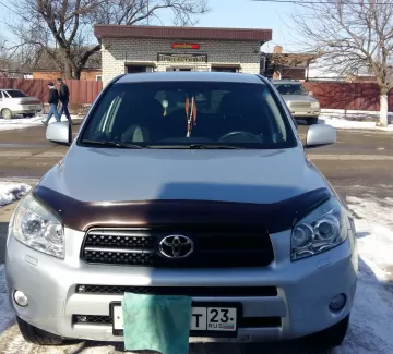 Купить Toyota RAV4, 4WD 2000 см3 АКПП (152 л.с.) Бензин инжектор в Краснодар: цвет Серебристый металлик Внедорожник 2008 года по цене 820000 рублей, объявление №12984 на сайте Авторынок23