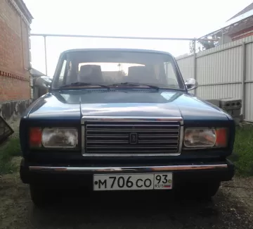 Купить ВАЗ (LADA) 2107 1600 см3 МКПП (75 л.с.) Бензин инжектор в Староминская: цвет Сине- зеленый Седан 2003 года по цене 80000 рублей, объявление №15413 на сайте Авторынок23