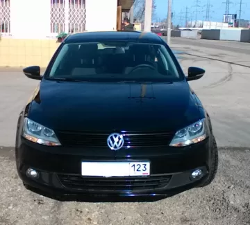 Купить Volkswagen Jetta 1390 см3 МКПП (122 л.с.) Бензин турбонаддув в Краснодар: цвет черный Седан 2012 года по цене 717000 рублей, объявление №5652 на сайте Авторынок23 Купить Volkswagen Jetta 1390 см3 МКПП (122 л.с.) Бензин турбонаддув в Краснодар: цвет черный Седан 2012 года по цене 717000 рублей, объявление №5652 на сайте Авторынок23