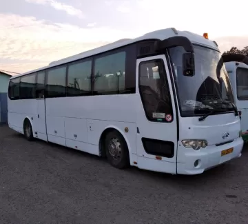 Купить JAC НК6120 11 см3 МКПП (289 л.с.) Дизельный в Каневская: цвет белый Туристический 2011 года по цене 1900000 рублей, объявление №20428 на сайте Авторынок23